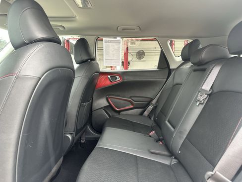 Certified 2024 Kia Soul GT-Line FWD image 22