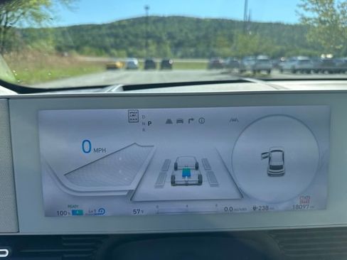 Certified 2023 Hyundai Ioniq 5 Limited w/ Cargo Package AWD/4WD image 14