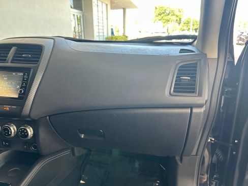 Used 2021 Mitsubishi Outlander Sport ES FWD image 20