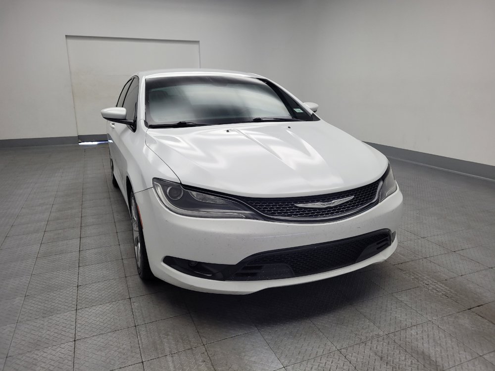 Used 2015 Chrysler 200 S w/ Comfort Group FWD image 14