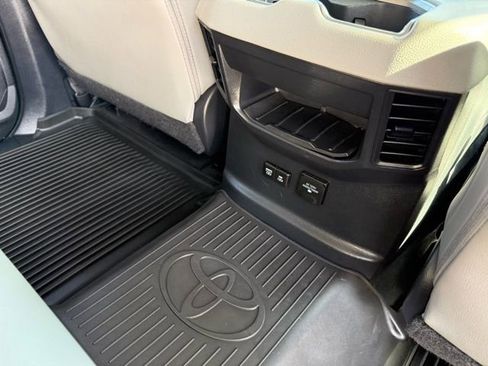 Used 2023 Toyota Tundra Limited AWD/4WD image 78