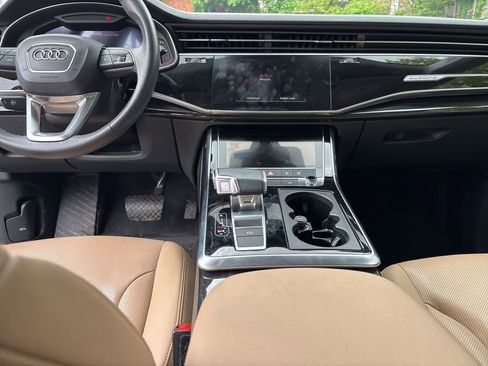 Used 2021 Audi Q8 Premium Plus AWD/4WD image 8