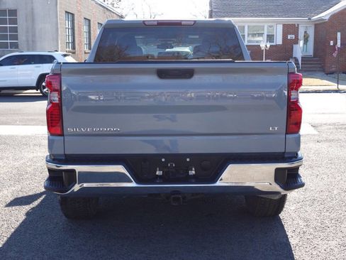 Used 2024 Chevrolet Silverado 1500 LT image 6