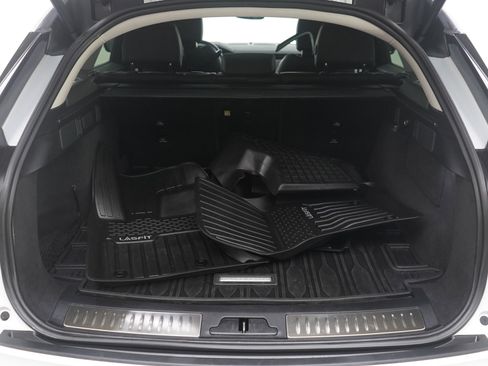 Used 2024 Land Rover Range Rover Velar S image 17