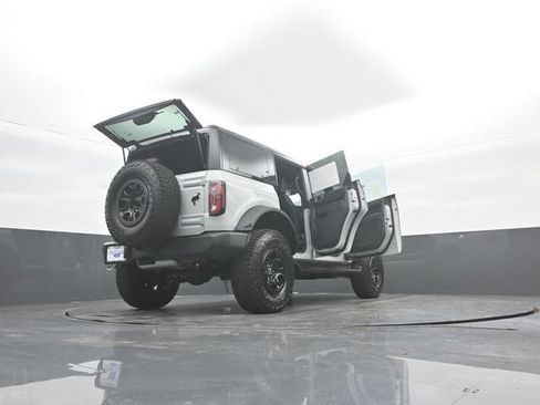 New 2026 Ford Bronco Outer Banks w/ Sasquatch Package AWD/4WD image 40