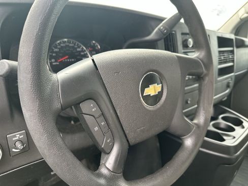 Used 2014 Chevrolet Express 3500 image 14