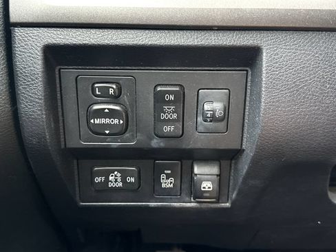 Used 2016 Toyota Tundra SR5 w/ TRD Off Road Package AWD/4WD image 32