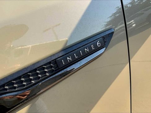 Used 2025 MAZDA CX-70 3.3 Turbo w/ Premium Package image 13