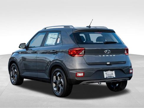 New 2026 Hyundai Venue SEL image 6