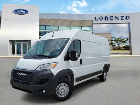 Used 2026 RAM ProMaster 2500 w/ Convenience Group FWD image 1