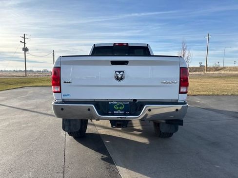 Used 2017 RAM 2500 SLT w/ Comfort Group image 4