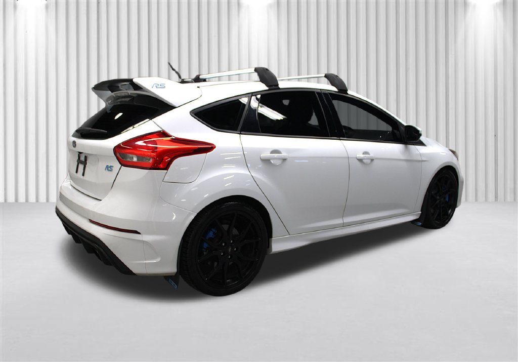 Used 2017 Ford Focus RS AWD/4WD image 3