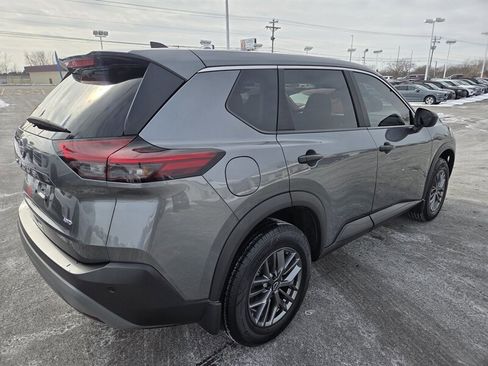 Used 2023 Nissan Rogue S image 3