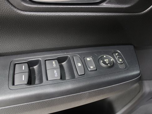 Used 2025 Honda CR-V Sport image 7