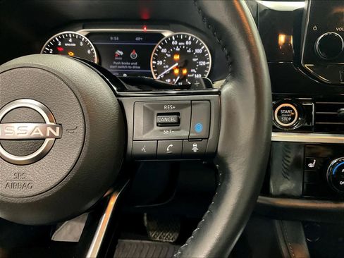 Used 2022 Nissan Pathfinder SL w/ SL Premium Package image 25