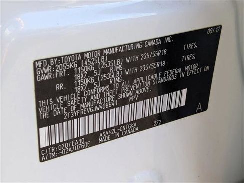 Used 2018 Toyota RAV4 Limited image 25