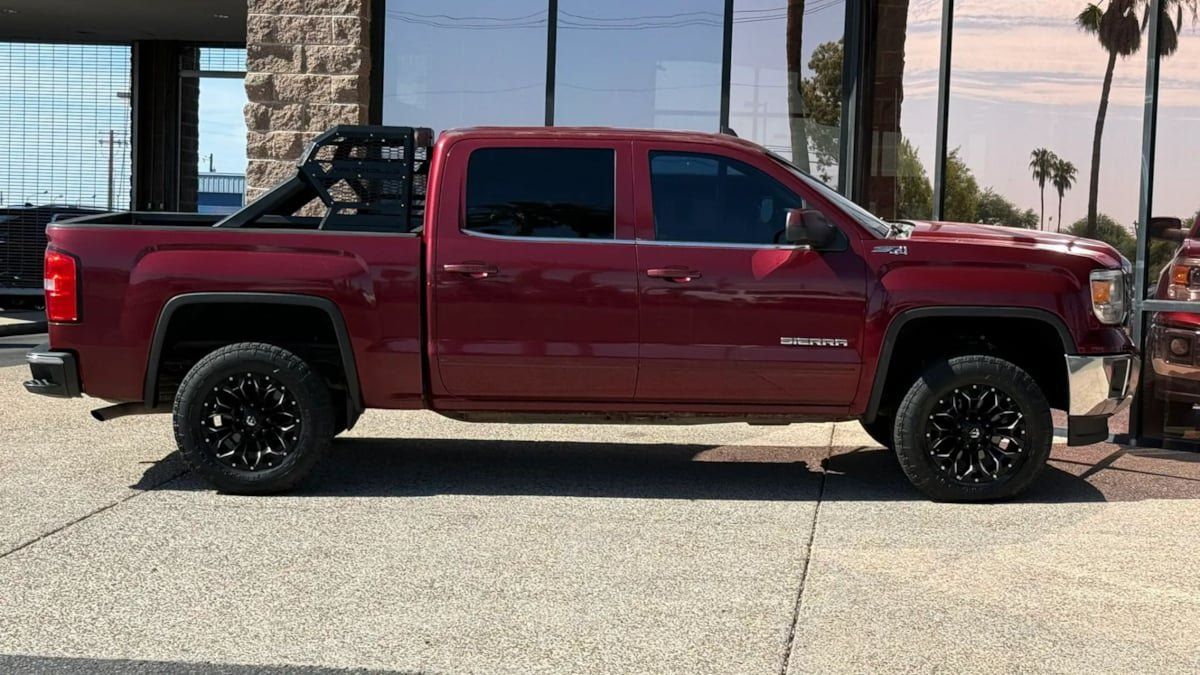 Used 2015 GMC Sierra 1500 SLE w/ SLE Value Package AWD/4WD image 14