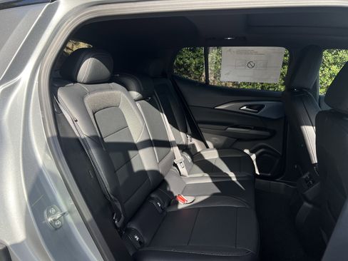 New 2026 Chevrolet Equinox EV LT AWD/4WD image 34
