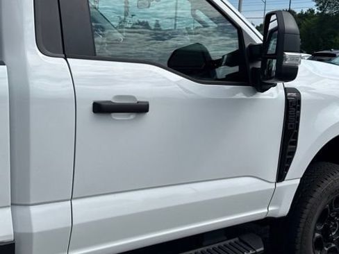 Used 2025 Ford F250 XL w/ STX Appearance Package AWD/4WD image 6