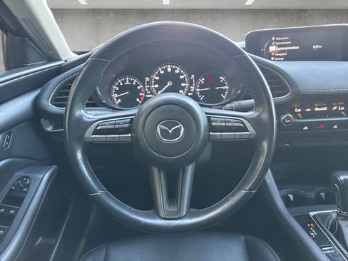 Used 2021 MAZDA MAZDA3 s image 25