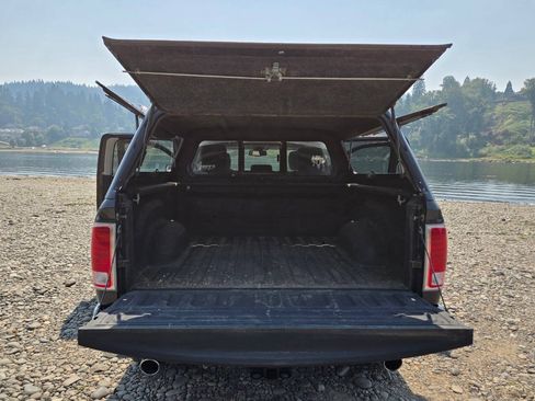 Used 2015 RAM 1500 Laramie w/ Convenience Group AWD/4WD image 13