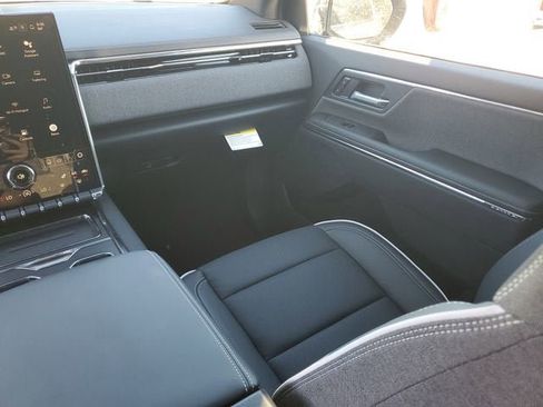 New 2026 GMC Sierra EV Elevation image 16