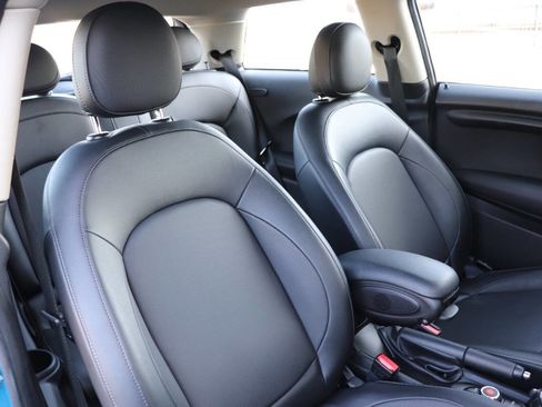 Used 2016 MINI Cooper 2-Door Hardtop image 33