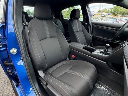 Used 2018 Honda Civic Sport image 16