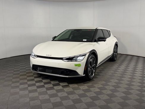 Used 2023 Kia EV6 Wind w/ Wind Technology Package image 3