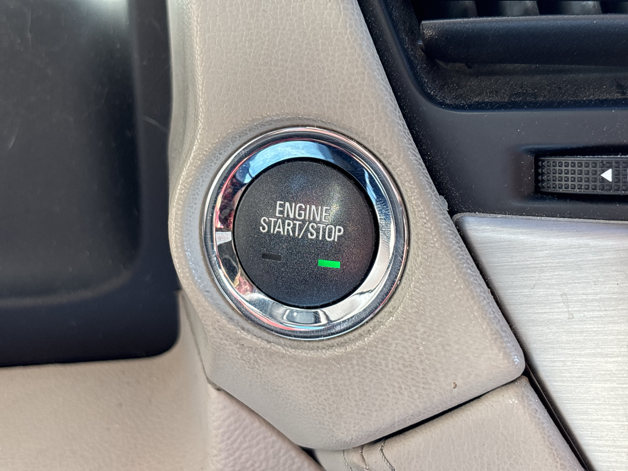 Used 2019 GMC Yukon XL Denali w/ Denali Ultimate Package AWD/4WD image 28