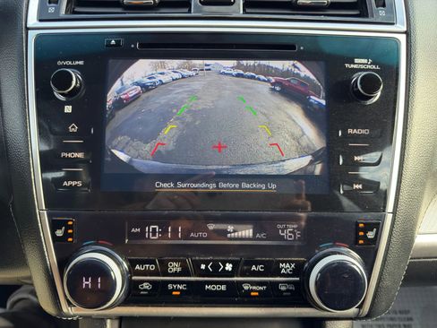 Used 2018 Subaru Outback 2.5i Premium image 27