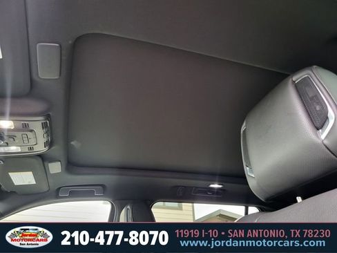 Used 2023 Cadillac Escalade ESV Premium Luxury RWD image 20