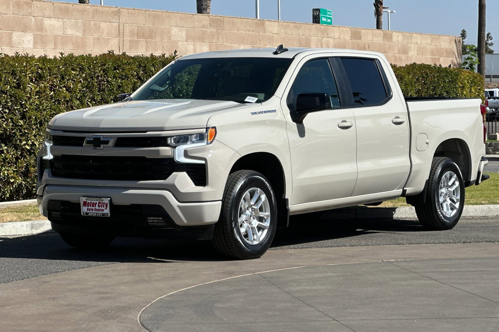 Certified 2026 Chevrolet Silverado 1500 RST RWD image 8