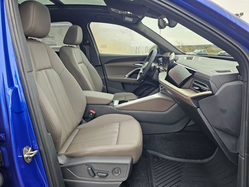 New 2025 Audi Q5 Premium Plus image 15