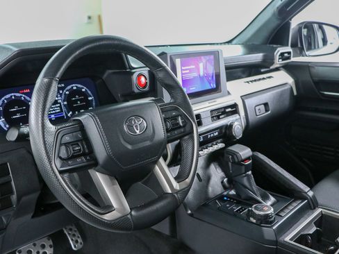 Used 2024 Toyota Tacoma TRD Sport AWD/4WD image 23