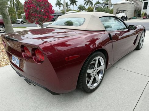Used 2007 Chevrolet Corvette Convertible w/ Preferred Equipment Group image 5