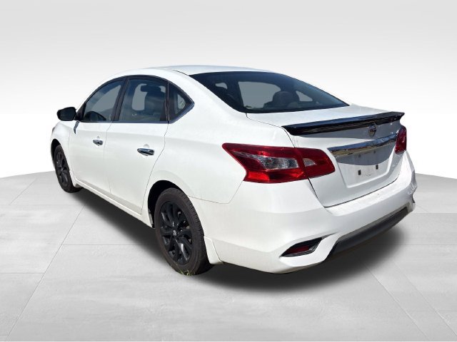 Used 2018 Nissan Sentra S w/ S Midnight Style Package FWD image 5