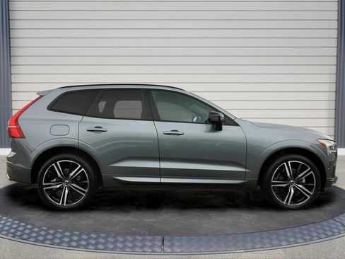 Used 2020 Volvo XC60 T5 R-Design w/ Protection Package Premier AWD/4WD image 8