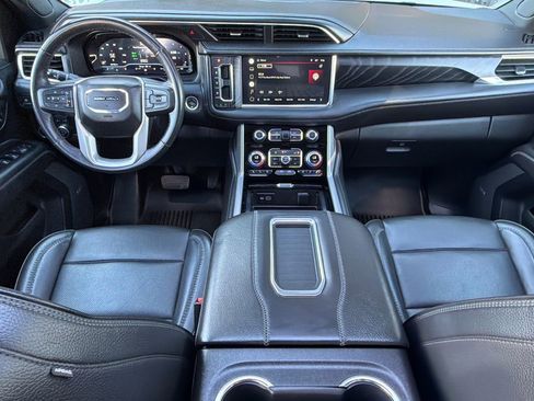 Used 2022 GMC Yukon Denali image 15