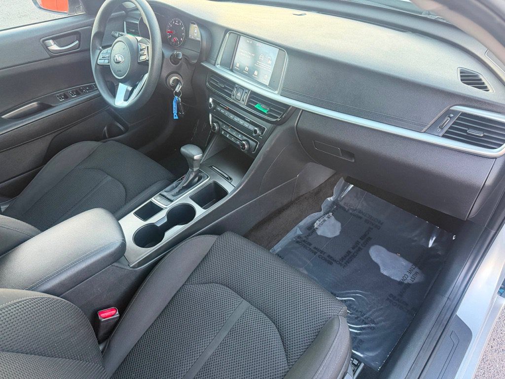 Used 2019 Kia Optima LX FWD image 10