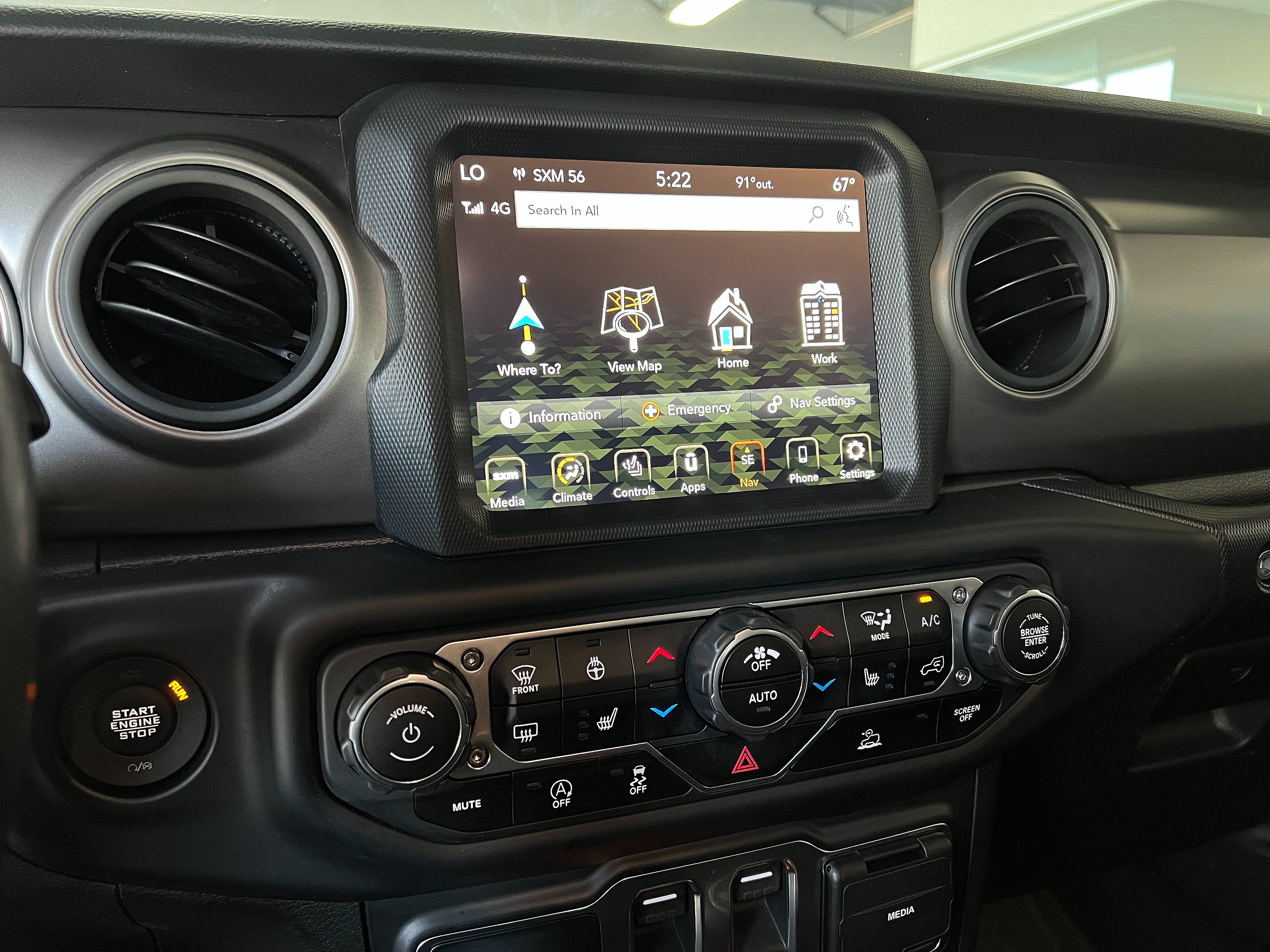 Used 2022 Jeep Wrangler Sport AWD/4WD image 13
