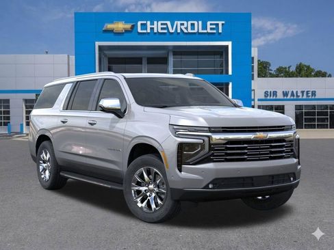 New 2026 Chevrolet Suburban Premier image 8