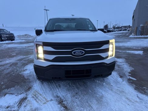 Used 2022 Ford F150 Lightning Pro w/ Tow Technology Package image 7