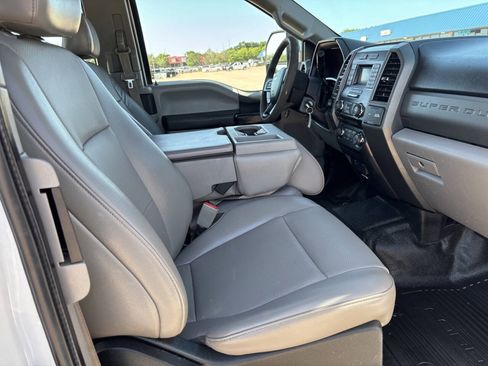 Used 2018 Ford F350 XL w/ Power Equipment Group AWD/4WD image 17