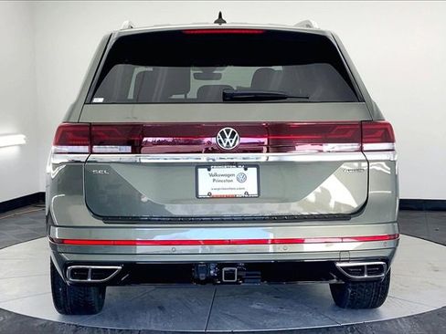 New 2026 Volkswagen Atlas SEL Premium R-Line image 5