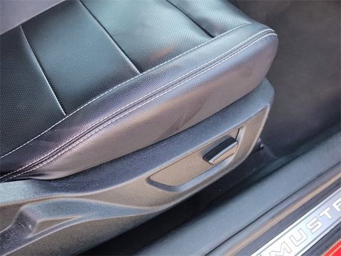 Used 2023 Ford Mustang Premium image 31