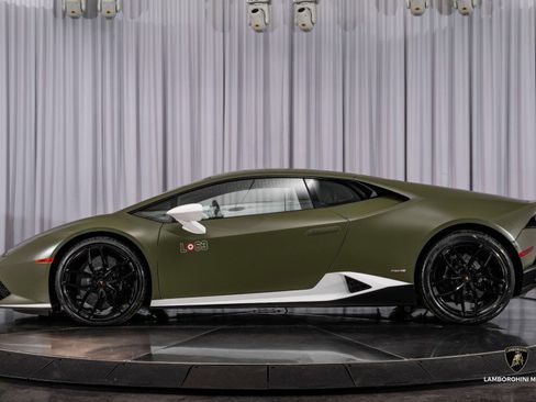 Used 2017 Lamborghini Huracan LP 610-4 Avio image 10