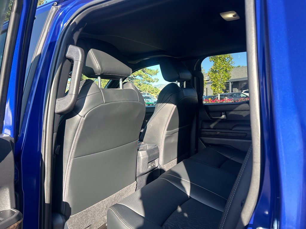 Used 2024 Toyota Tacoma Limited w/ Limited Package (LT) AWD/4WD image 20