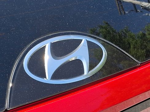 Certified 2022 Hyundai Tucson SEL w/ Convenience Package AWD/4WD image 32