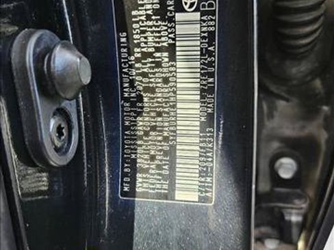 Used 2017 Toyota Corolla LE FWD image 20
